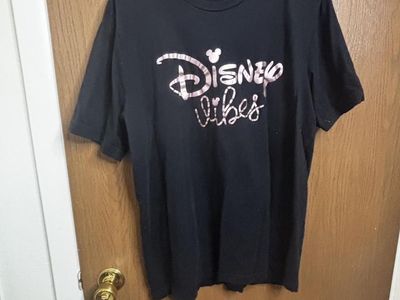 Disney Vibes Short Sleeve T-Shirt - Black, Size L