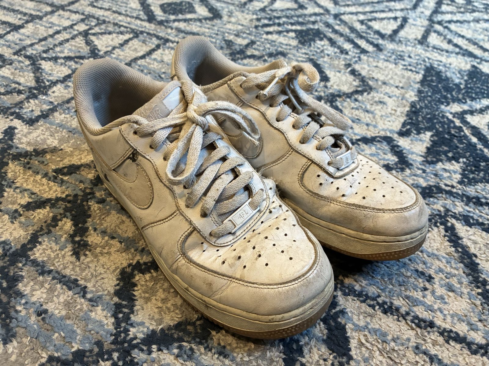 Nike Air Force 1