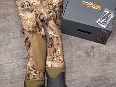 Brand New Sitka Delta Zip Waders