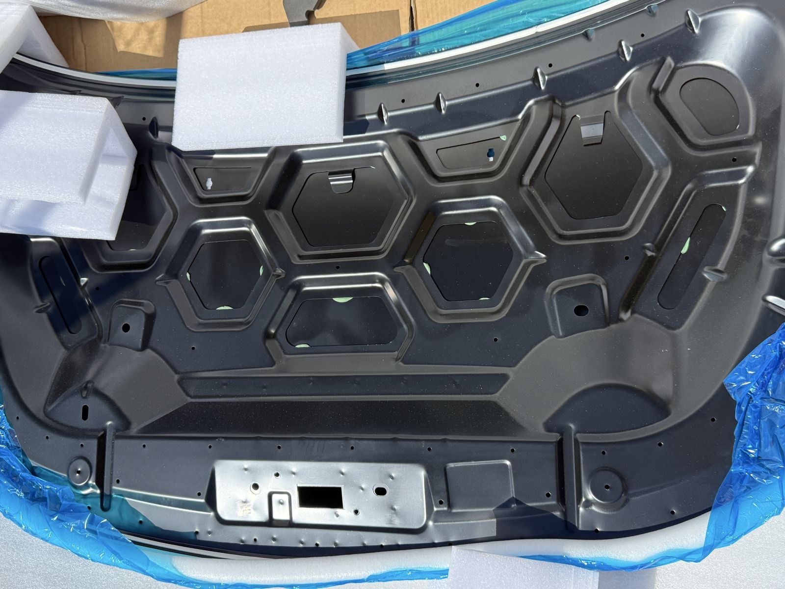 Main image 3