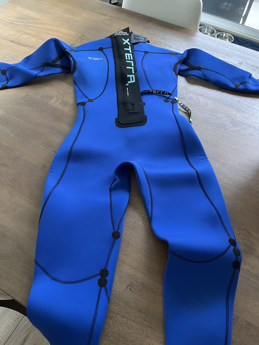 Xterra Wetsuit Women's Medium Blue