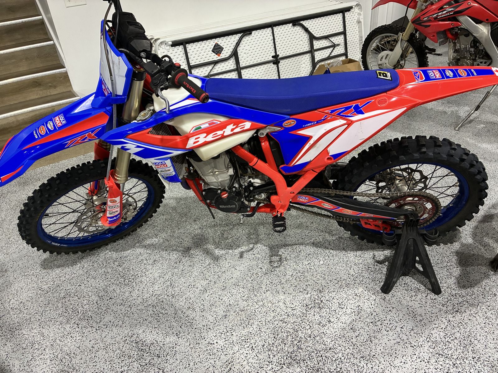 Beta 450 RR-S Dirt Bike - Red/Blue/White - Excellent Condition, Low Hours