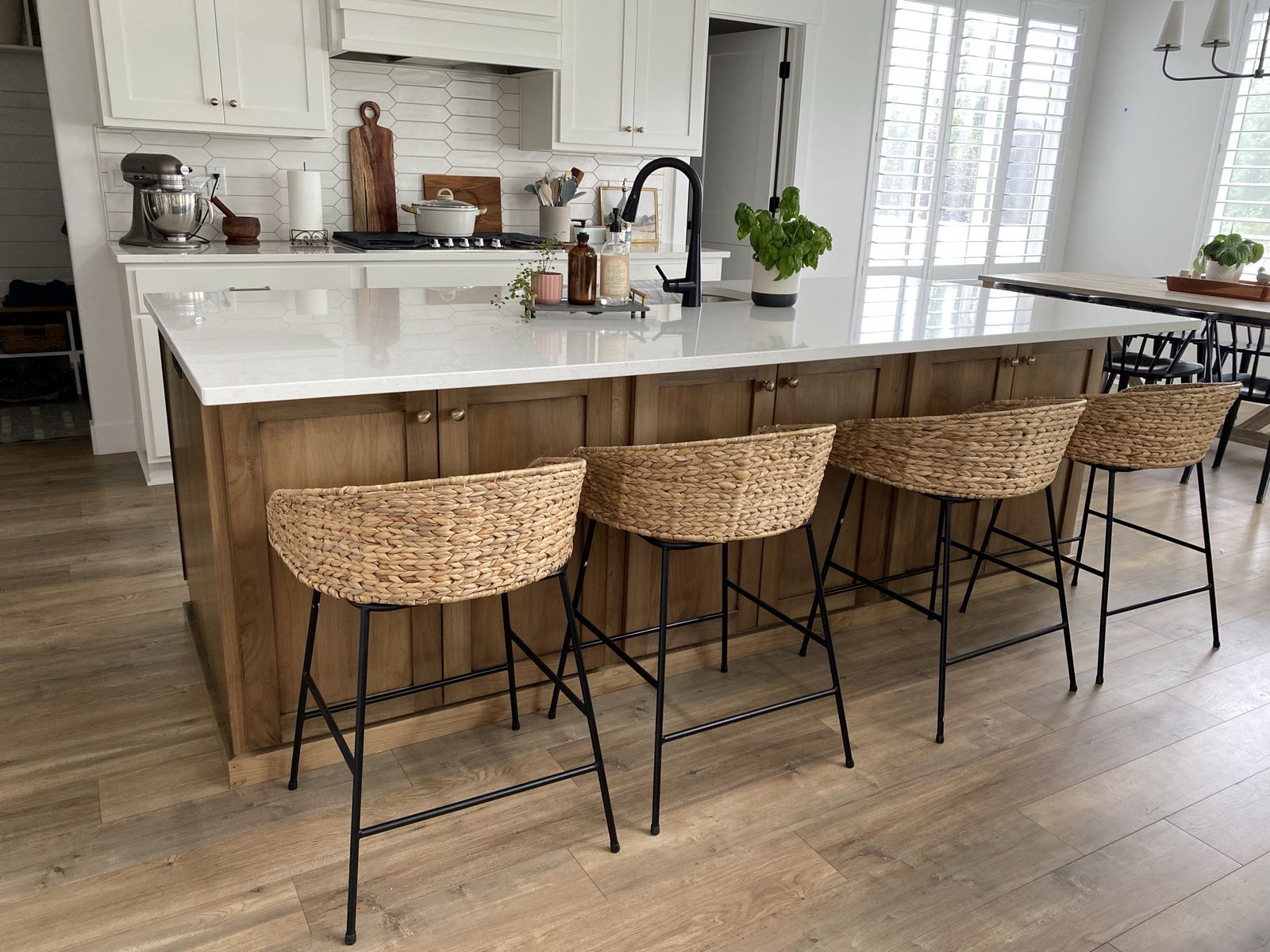 Set of Four 24-in  Landis Wicker Backed Counter Stools