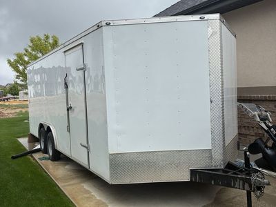 2021 DSTX 20 Ft Enclosed Trailer