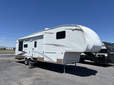 2009 KEYSTONE LAREDO 315RL