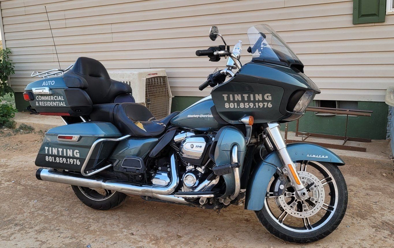 Harley-Davidson Road Glide Custom Touring Motorcycle, Teal, Used
