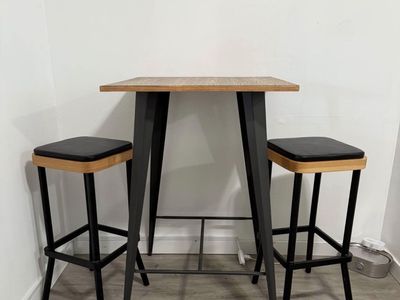 Table + Chairs