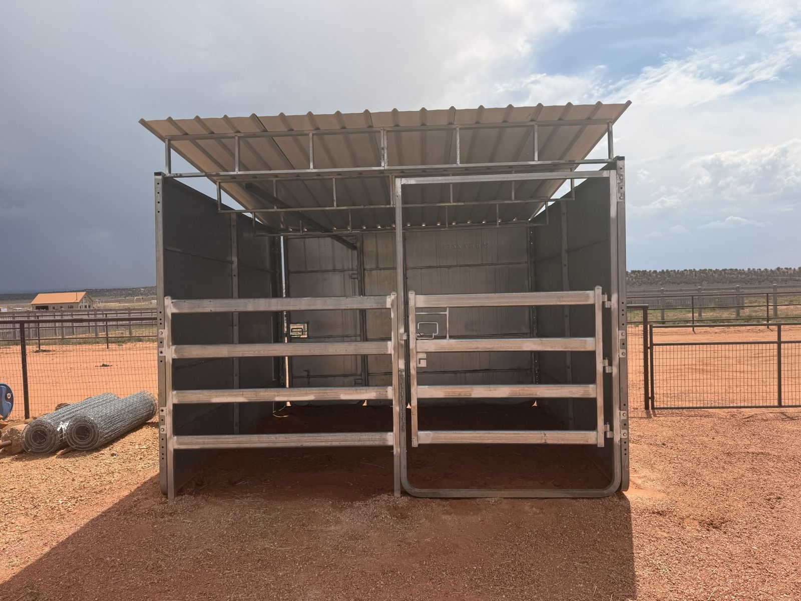 BRAZZEN 12’×12’ Horse Stall and Shelter — Heavy Duty & Ready to Go - Kanab, Utah