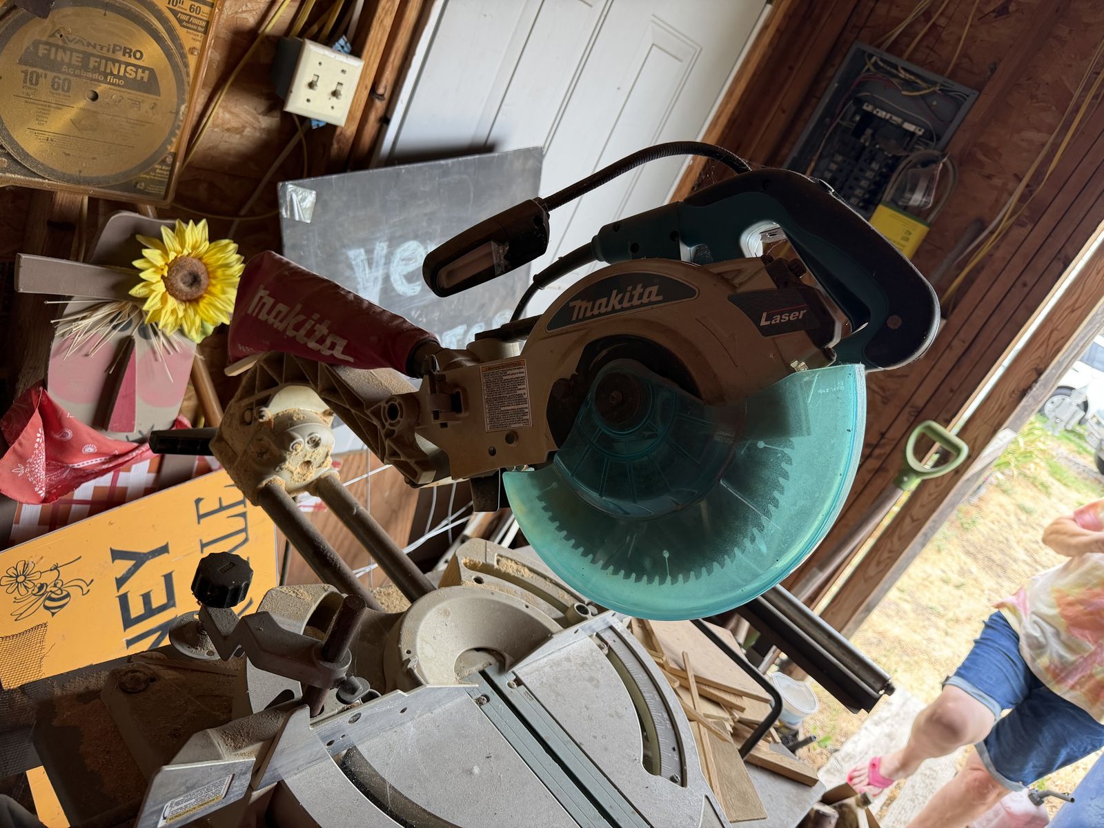 Makita LS1013 10" Dual Slide Compound Miter Saw with Laser Guide