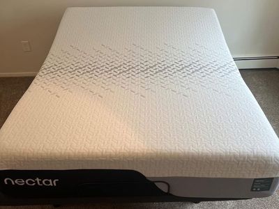 Nectar Premier Queen Mattress w/ Adjustable Base