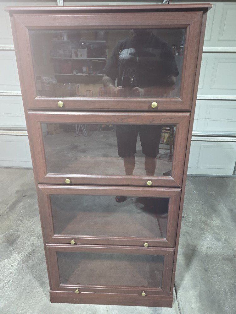 display cabinet obo