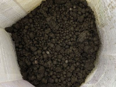 Rabbit Manure Garden Fertilizer