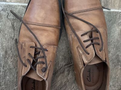 Clarke Young men dress shoe