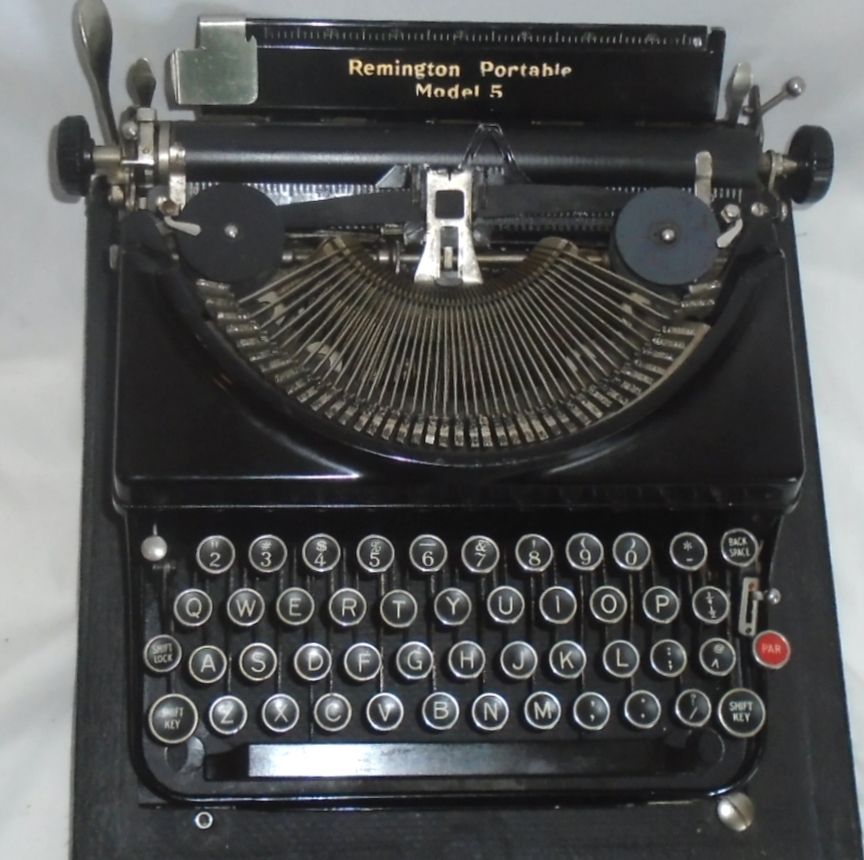 Remington Portable – 1934 Model No. 5 Typewriter #V730434