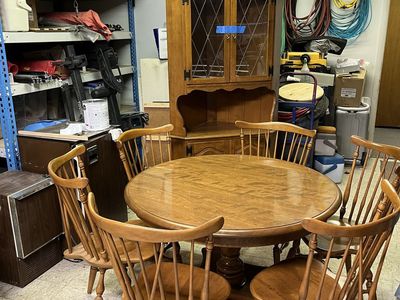 Table and chairs and hutch