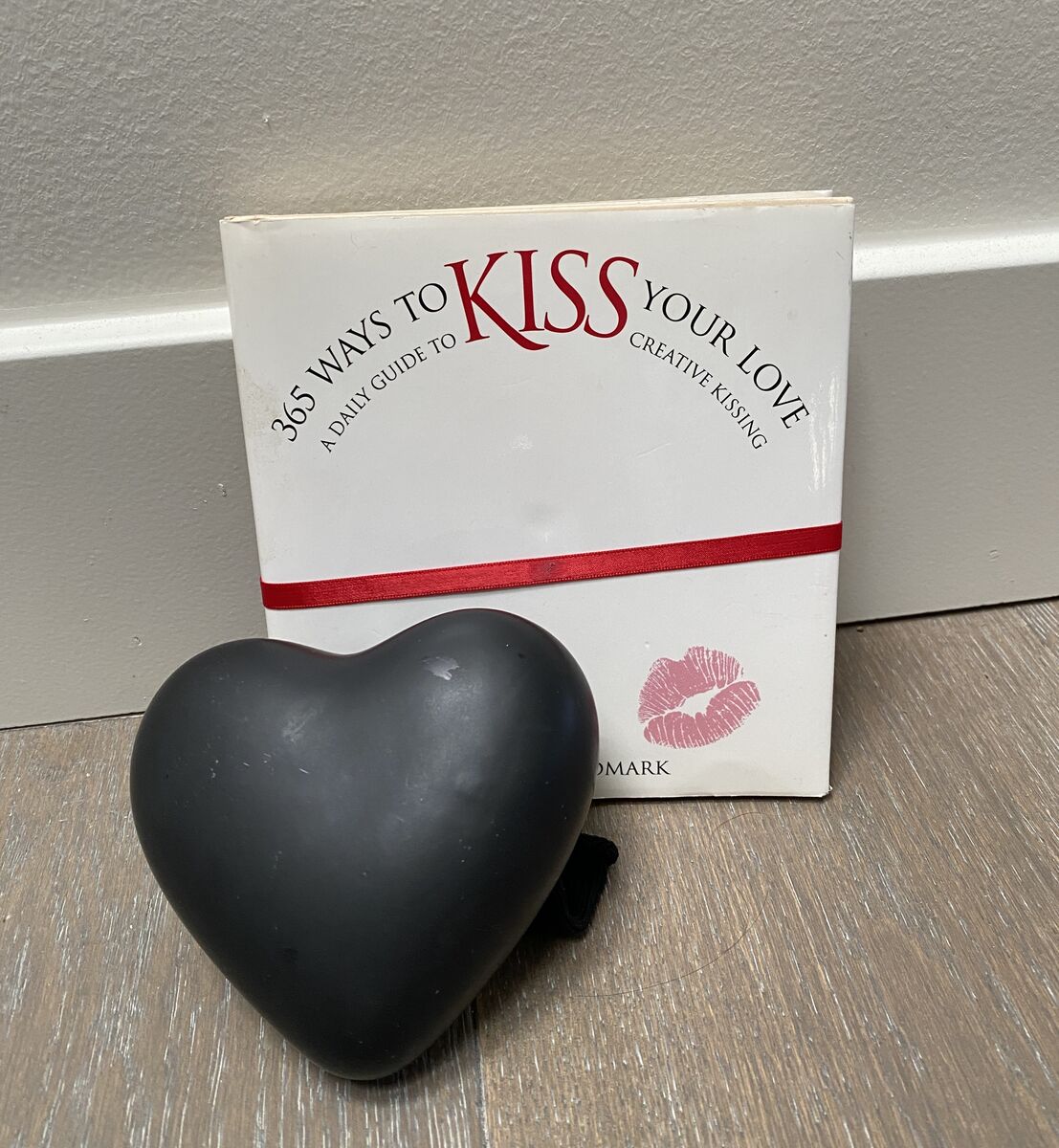 Valentines Gifts - 3D Solid Heart and Book