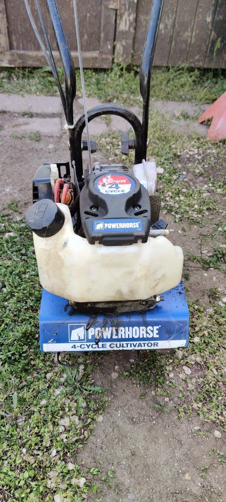 Small tiller