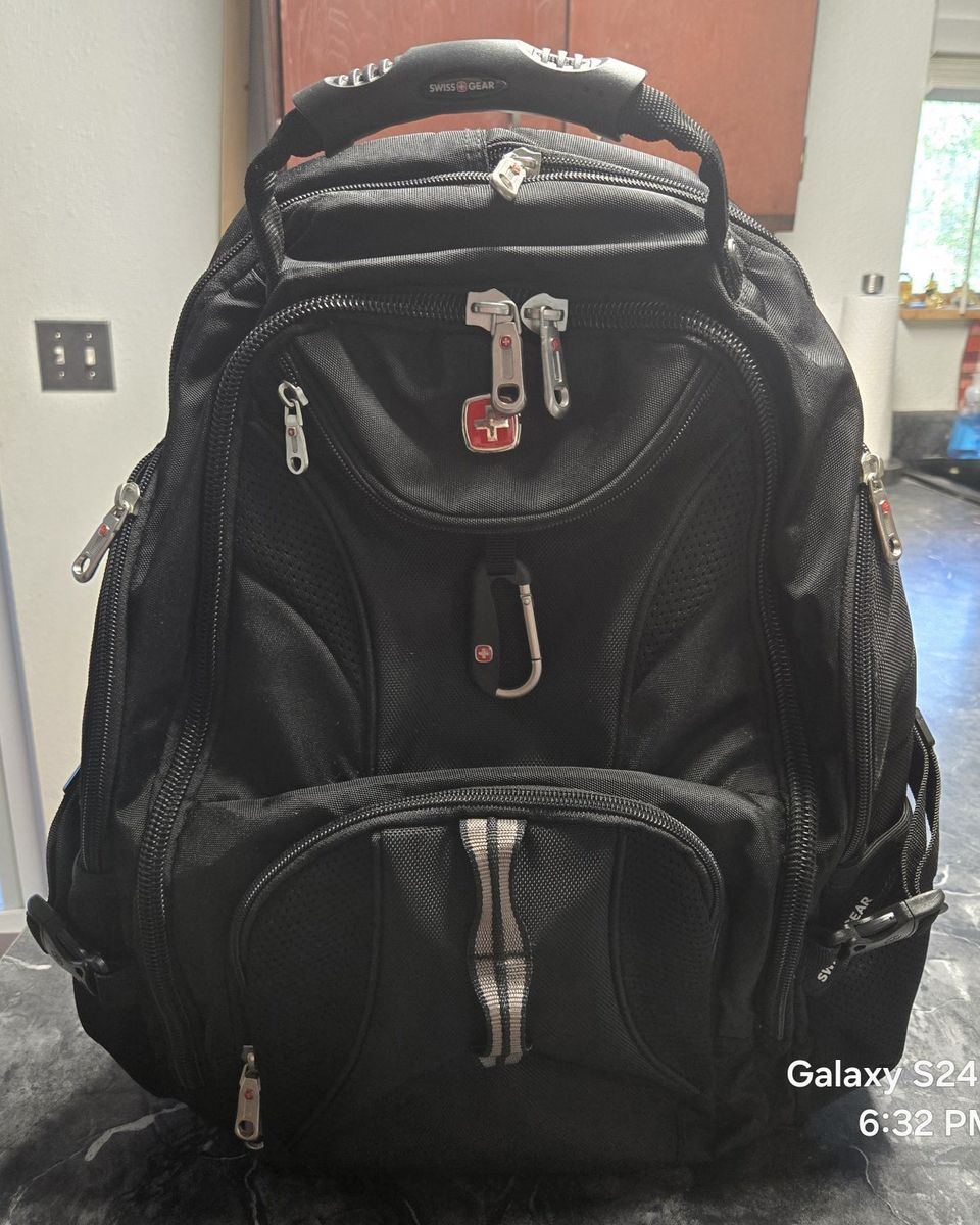 Swiss Gear Black Airflow Laptop Backpack with Multiple Compartments