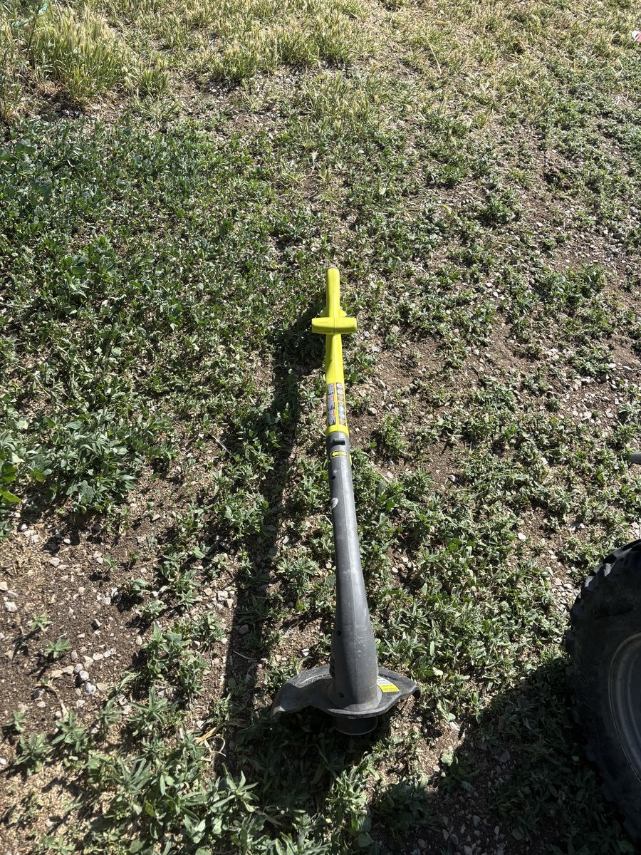 Ryobi Weedwhacker