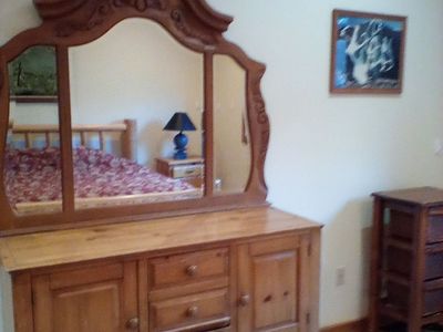 1 bedroom Furnished in law apt in Midway.1300.00 a month