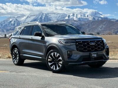 2025 Ford Explorer Platinum