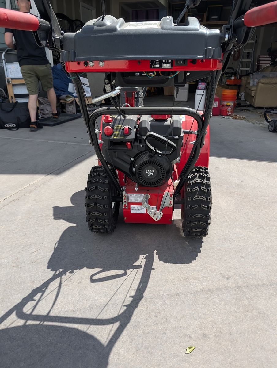 Craftsman 28-in snowblower