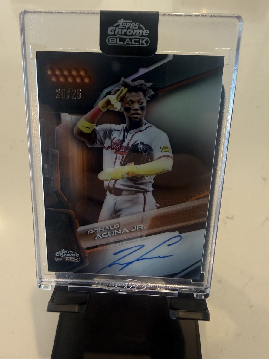 2026 Topps Chrome Black Ronald Acuña Jr. Autograph Card #20/25 - Atlanta Braves Baseball