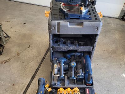 MULTI TOOL BOX