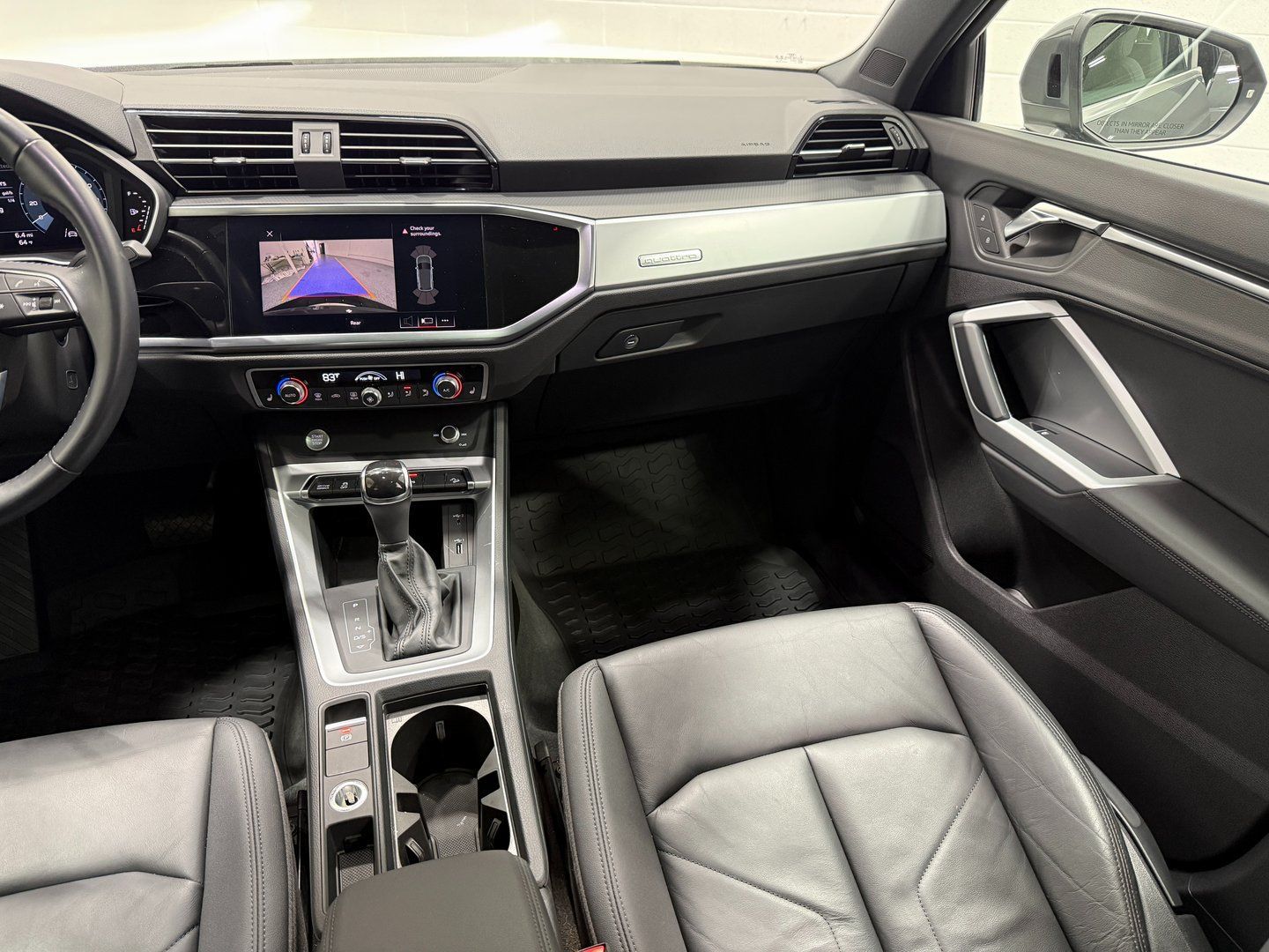 Main image 38