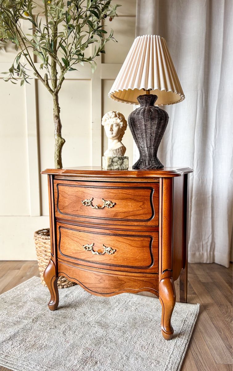 *FREE DELIVERY* Vintage Broyhill French Nightstand