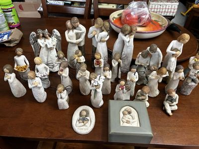 Large Willow Tree Figurine Collection - Over 20 Hand-Painted Sculptures, Angels, Couples, Families