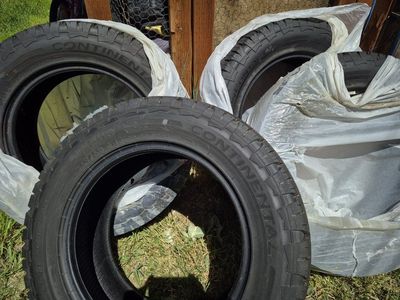 11/32 Like-New! Set of 4 Continental TerrainContact A/T 265/60R18 110T Tires 2656018 265 60 18