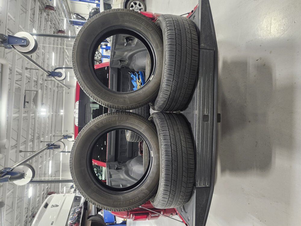 Michelin defender 2 235/60R18
