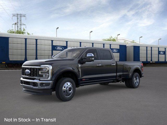 2026 Ford F-450 Super Duty Platinum