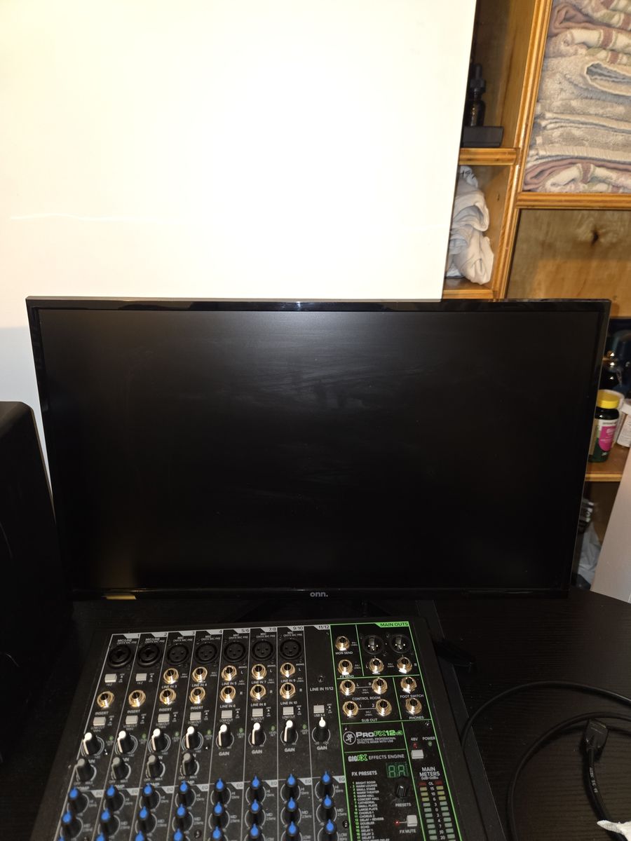 Onn. PC Monitor 24 inch 1080p 60hz