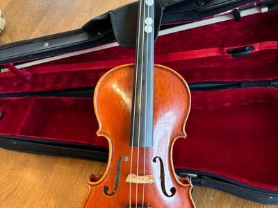 1/2 Charles Liu WR50 Violin