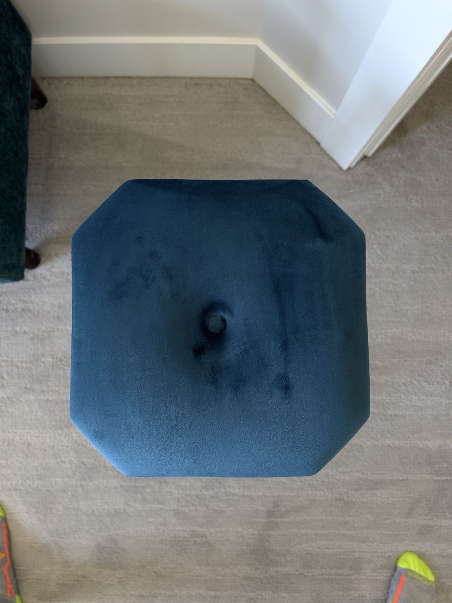 Main image 3