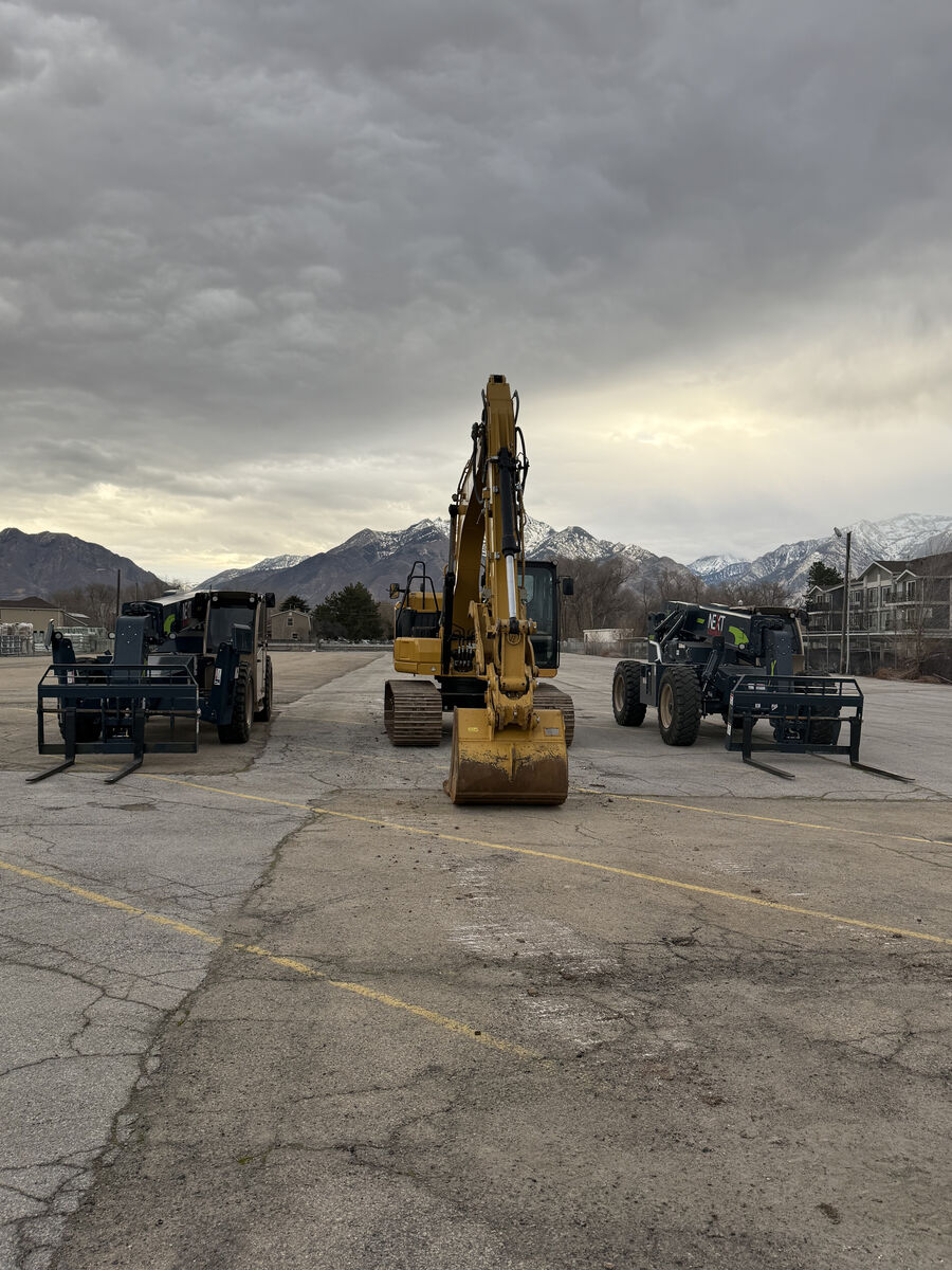 Machines for Rent, Excavators, SkidSteer Bobcats, Telehandlers Forklifts, Loaders, and more