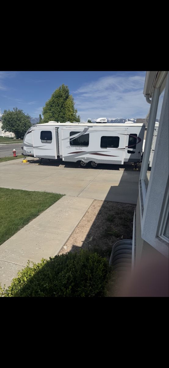 2014 Cruiser RV Viewfinder Signature 28 Feet