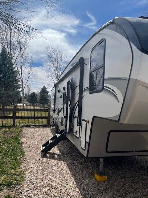 2021 Keystone Cougar 32BHS Fifth Wheel