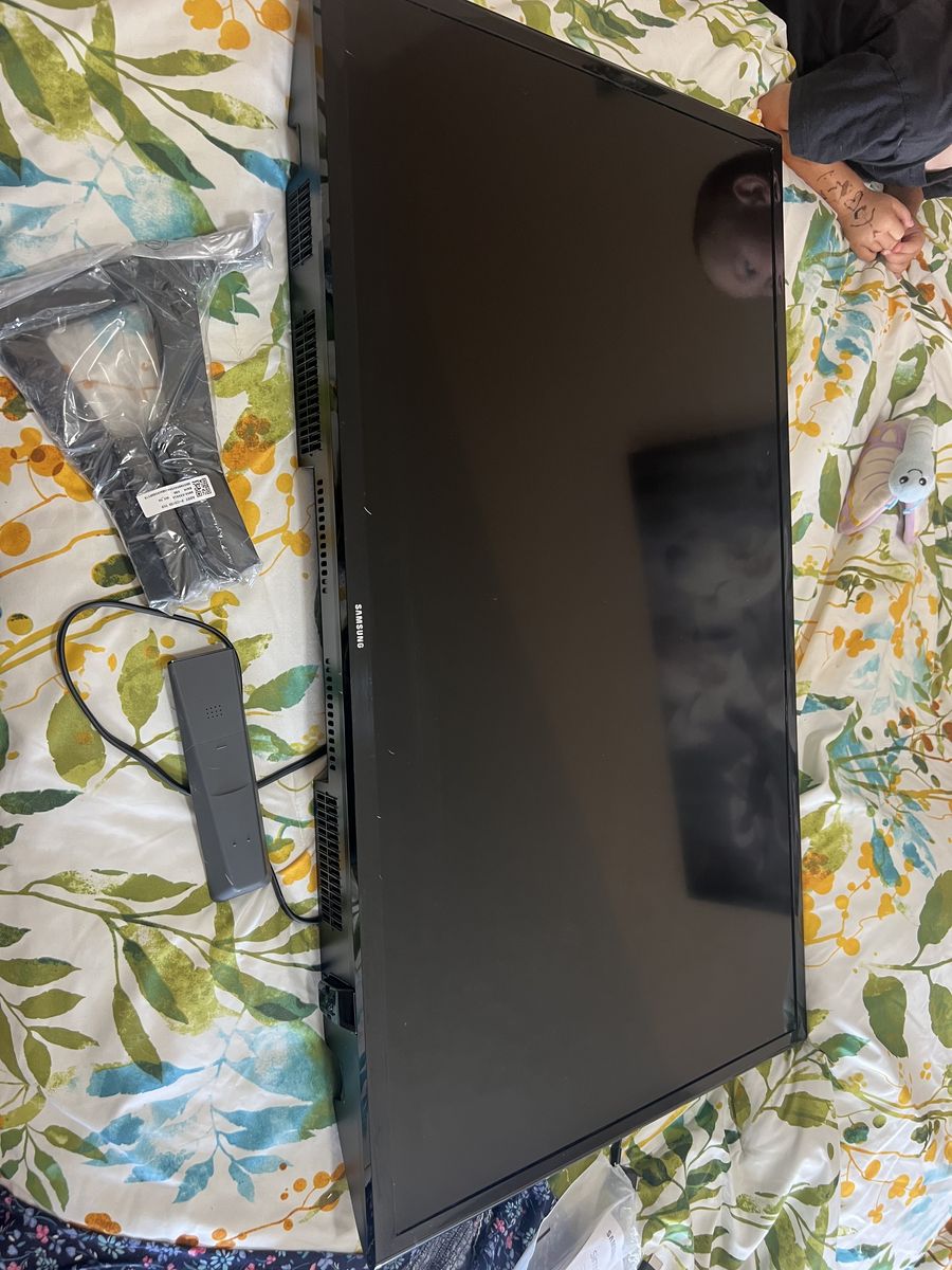 Samsung 40 inch smart tv