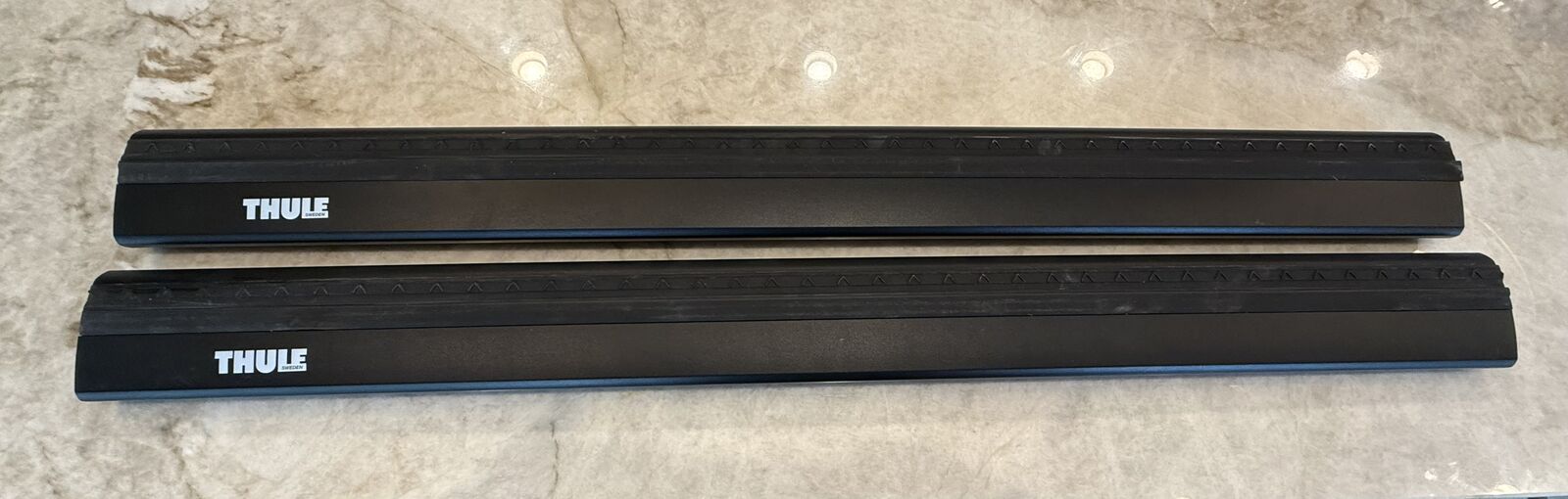 Pair of Thule WingBar Edge 34" (86 cm)