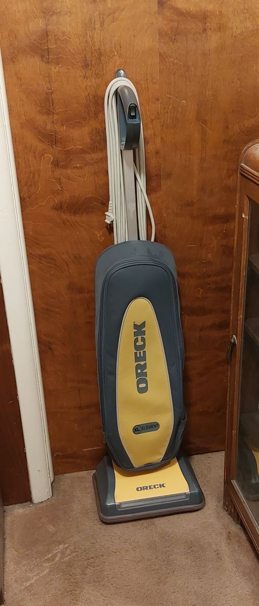 Oreck Element Vacuum Cleaner