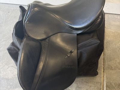 Stübben Tristan Dressage Saddle – 17.5" Seat – $350