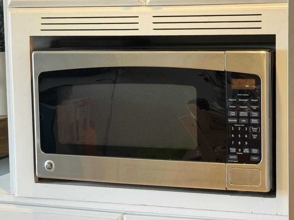 GE Countertop Microwave