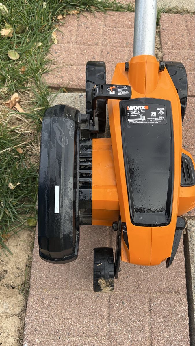 WORX WG896 12A 7.5-inch Electric Lawn Edger - Corded, Powerful Yard Tool