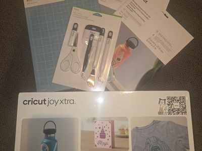 Cricut Joy Xtra Smart Cutting Machine with Easy Printables Sensor - NEW in Box