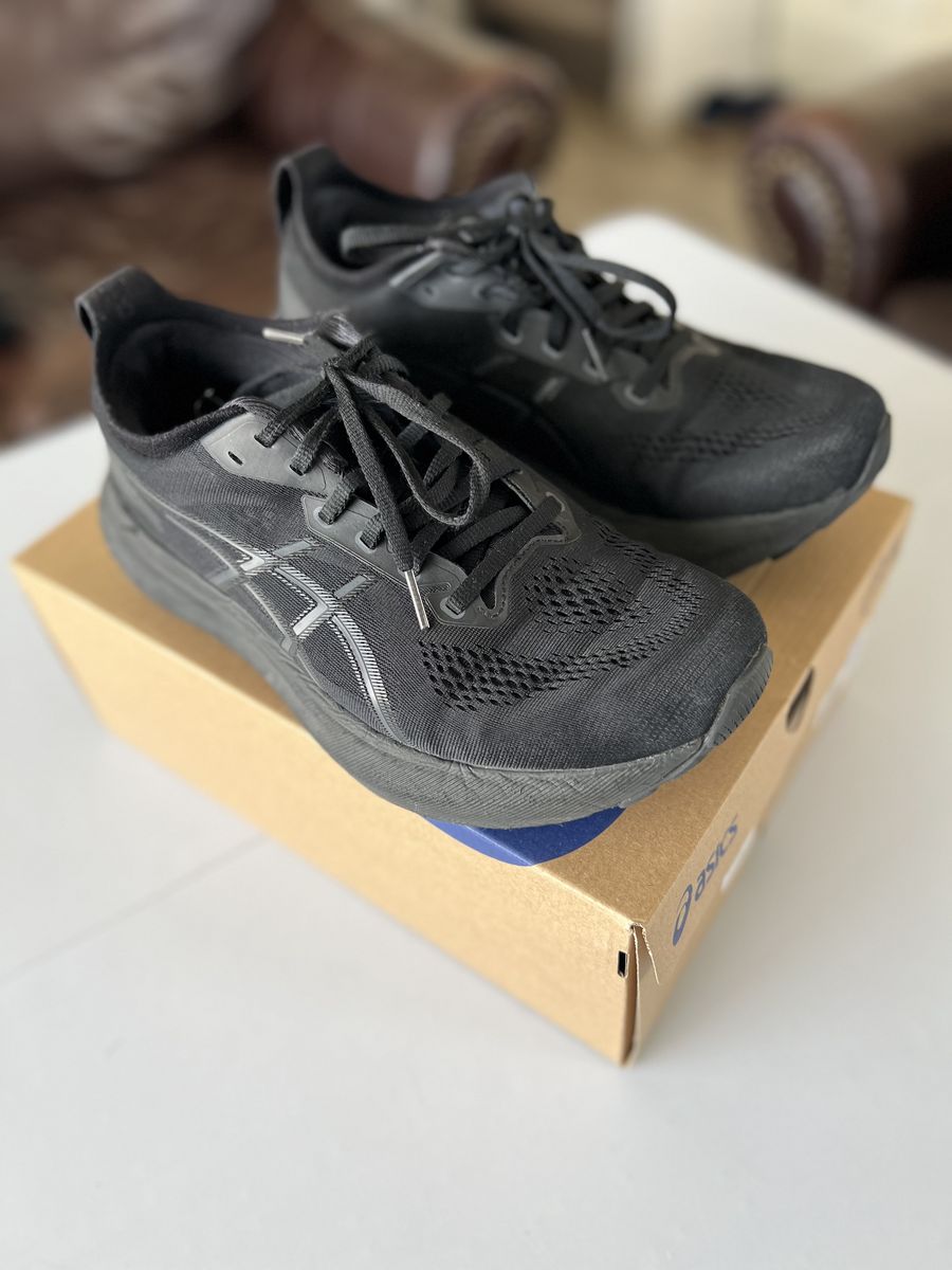 ASICS Gel-Kayano 31 (Size 9)