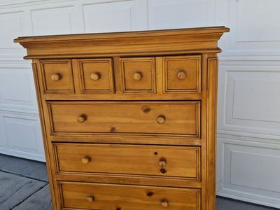original hardwood 6 drawers dresser/jason