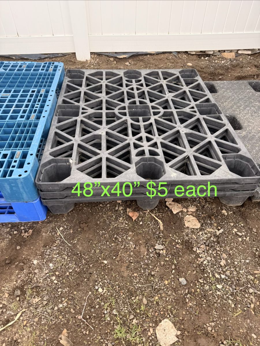 Plastic Pallets